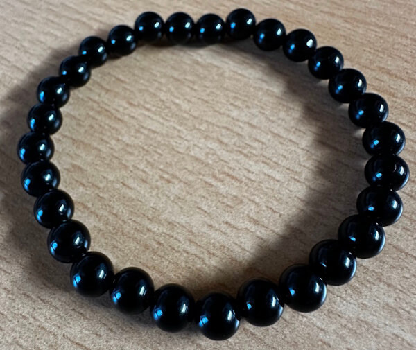 armband-black-shield-obsidian-schwarz