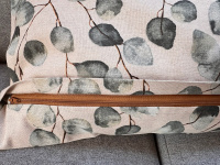 Zirbenkissen 50x30 cm mit Eukalyptus Muster Ansicht...