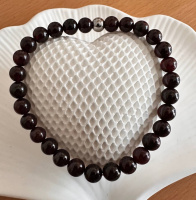 Granat Armband aus dunkelroten 6 mm Edelsteinperlen
